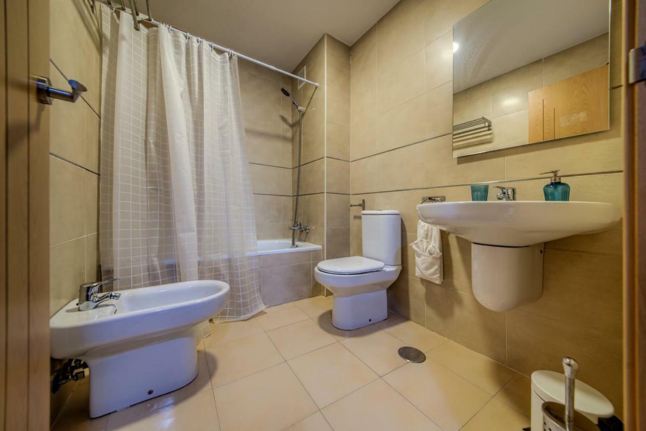 Apartamento Daniel โกนิล เด ลาฟรอนเตรา ภายนอก รูปภาพ