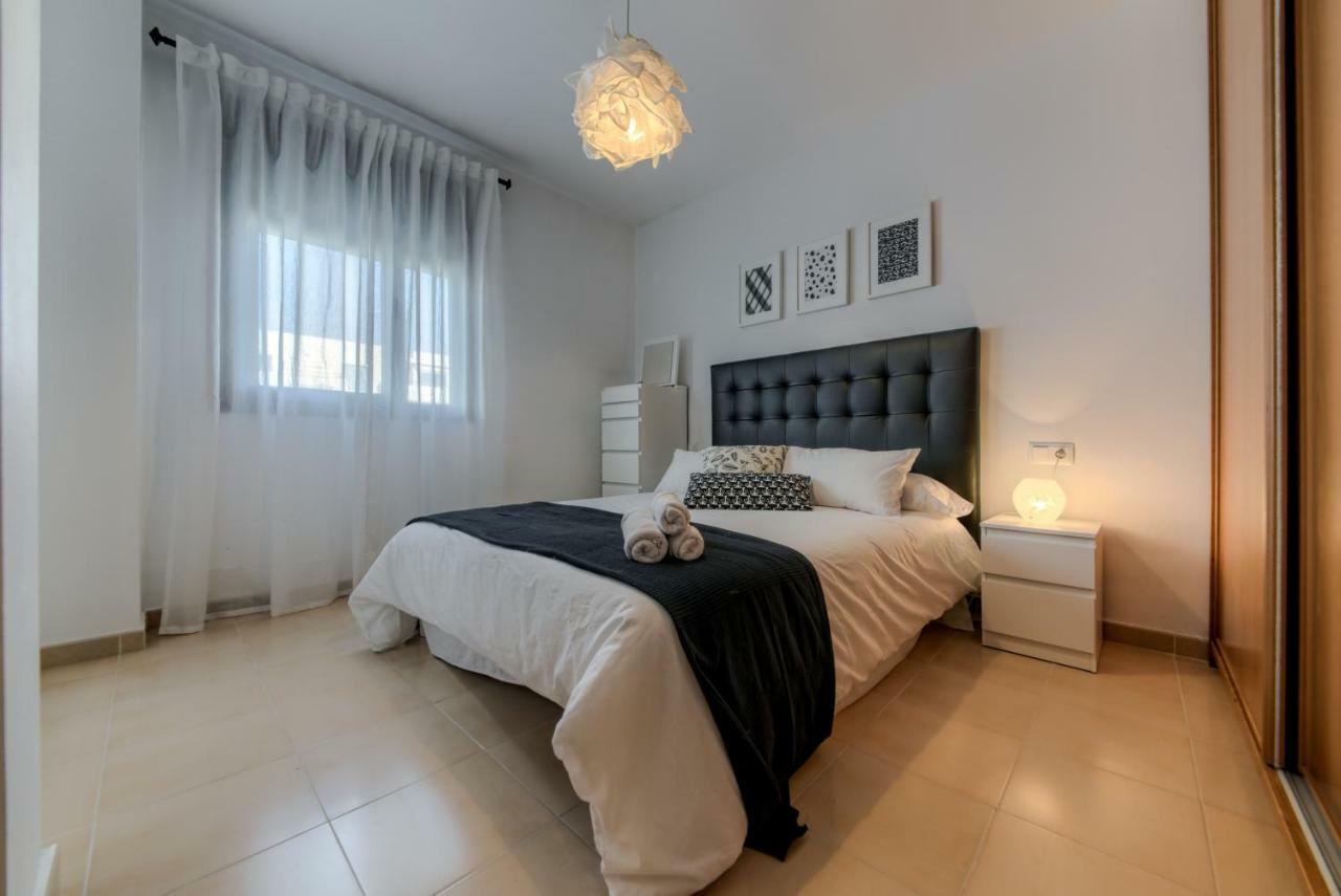 Apartamento Daniel โกนิล เด ลาฟรอนเตรา ภายนอก รูปภาพ